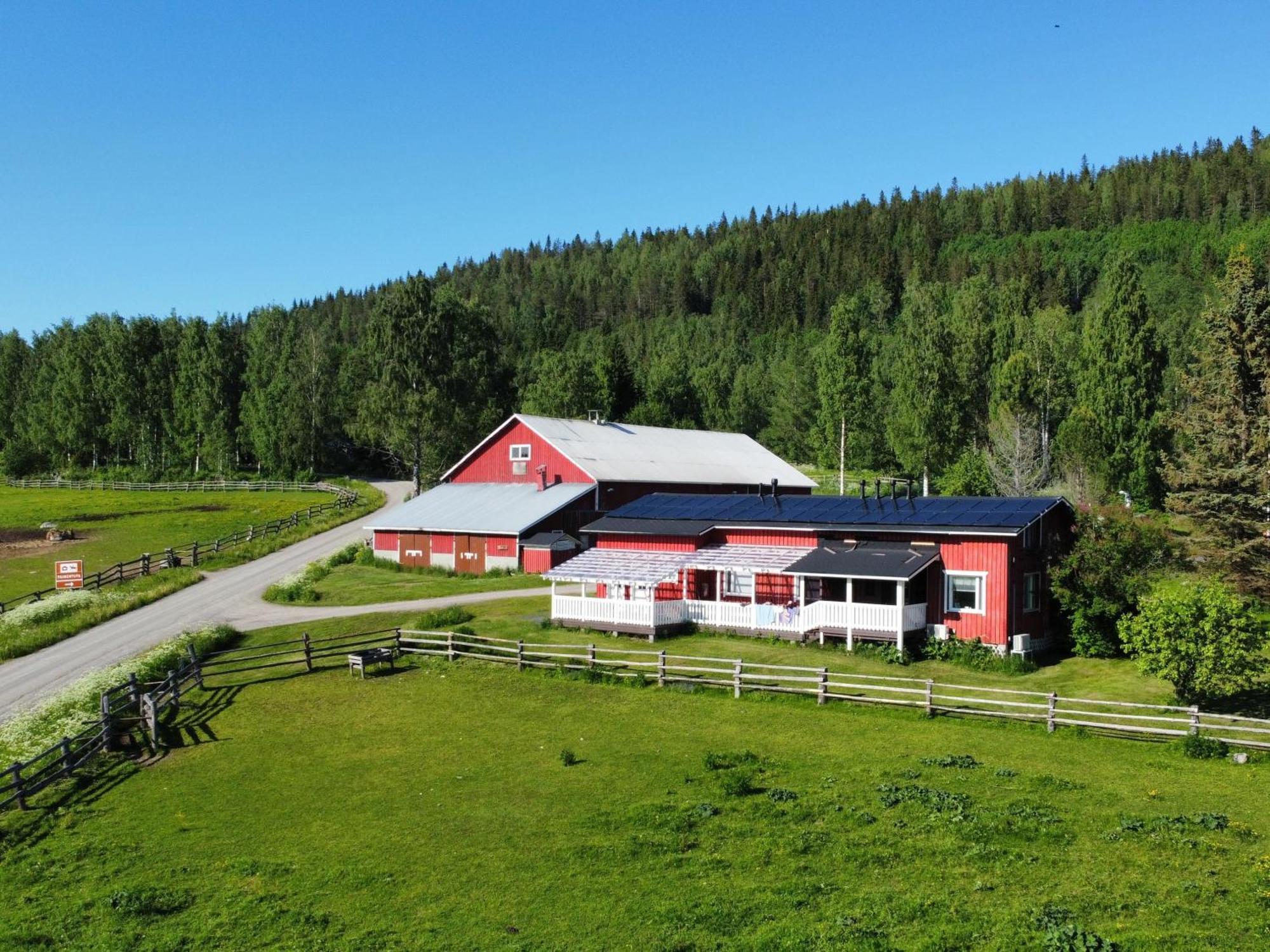 KolinkyläPaimentupa别墅 外观 照片